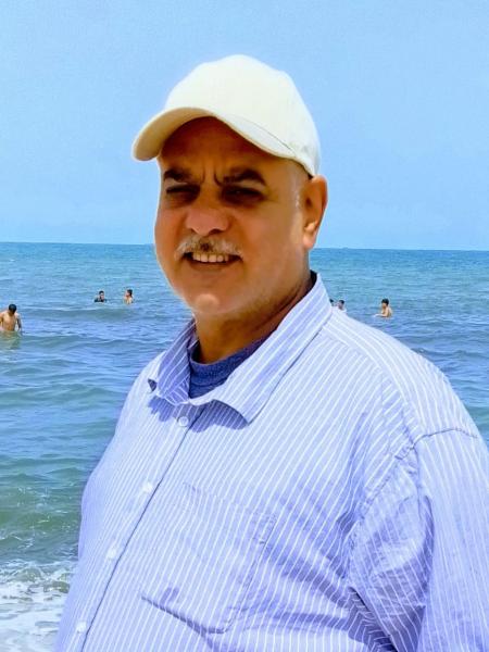 الكاتب حسين السمنودي 