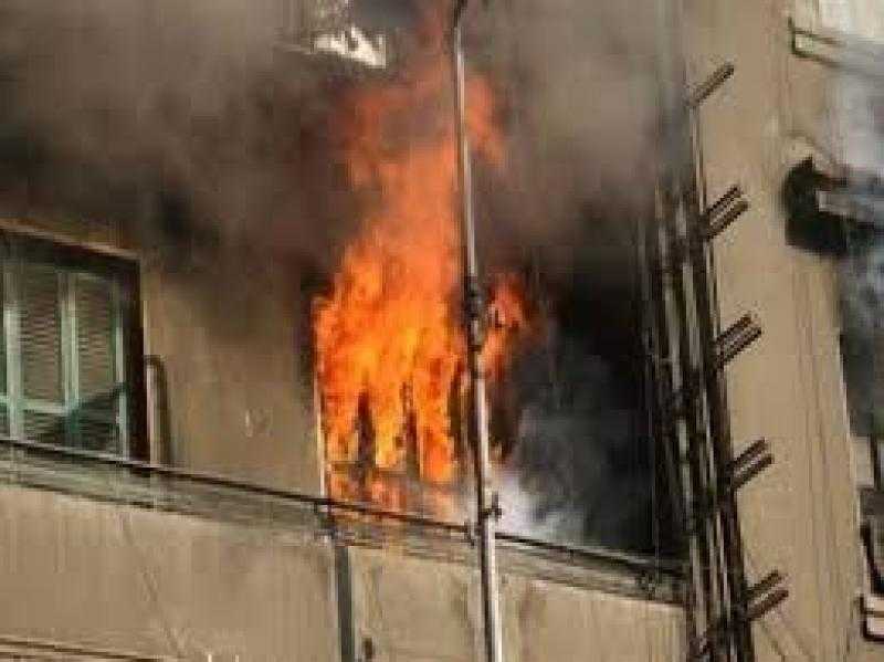 إصابة 4 أشخاص إثر نشوب حريق داخل شقة سكنية فى المهندسين